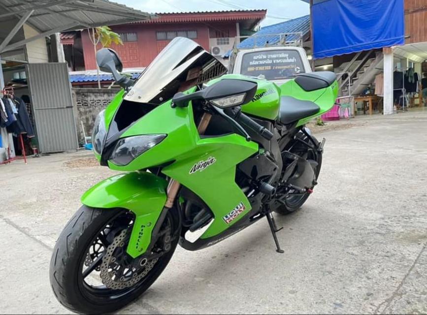 KAWASAKI NINJA ZX10R ปี 2011 3