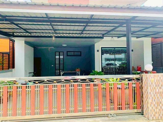 ขายบ้านเดี่ยวหลังใหญ่บ้านบึงชลบุรี หมู่บ้านธนาสิริ วิลเลจ อ.บ้านบึง จ.ชลบุรี 3 ห้องนอน 3 ห้องน้ำ 1 ห้องครัว 2