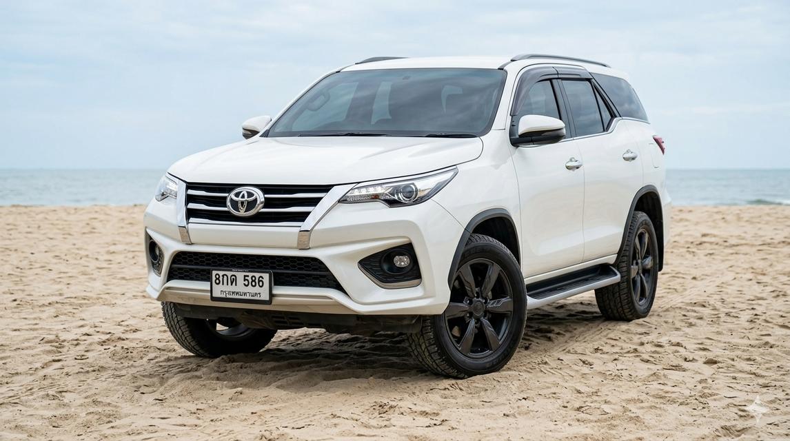 🚗 Toyota Fortuner 2.8 TRD Sportivo 2WD AT 2018