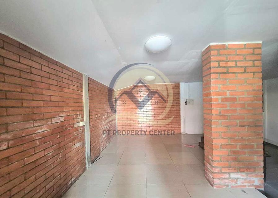 บ้านแฝด 2 ชั้น สร้างเอง ซอยรามอินทรา 8 แยก 5 3