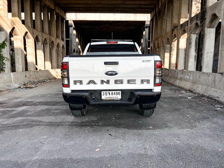 FORD RANGER 2.2 XLT HI-RIDER DOUBLE CAB ปี 2022 โฉม HI-RIDER DOUBLE CAB  เกียร์ ธรรมดา ดีเซล สีขาว รถบ้านพร้อมใช้งาน ไมล์เพียง 67,963 km. 5