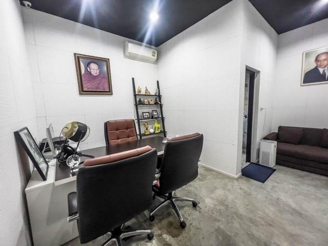  ขายทาวน์โฮม 3 ชั้น โครงการ บ้านกลางเมือง ลาดพร้าว โชคชัย 4 Home Office Studio ติดกองปราบปราม โชคชัย4 ซอย 20,22 8