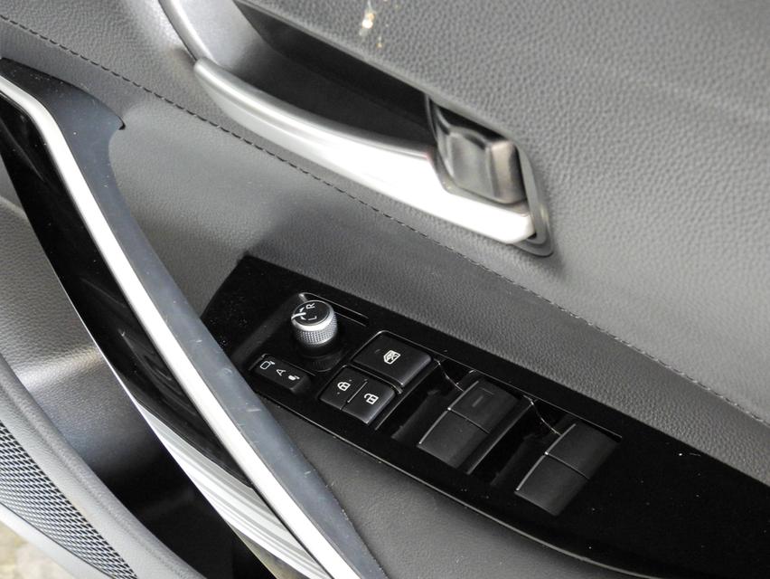 Toyota Corolla Altis 1.8 Sport ปี 2023 เลขไมล์ 12,679 กม.