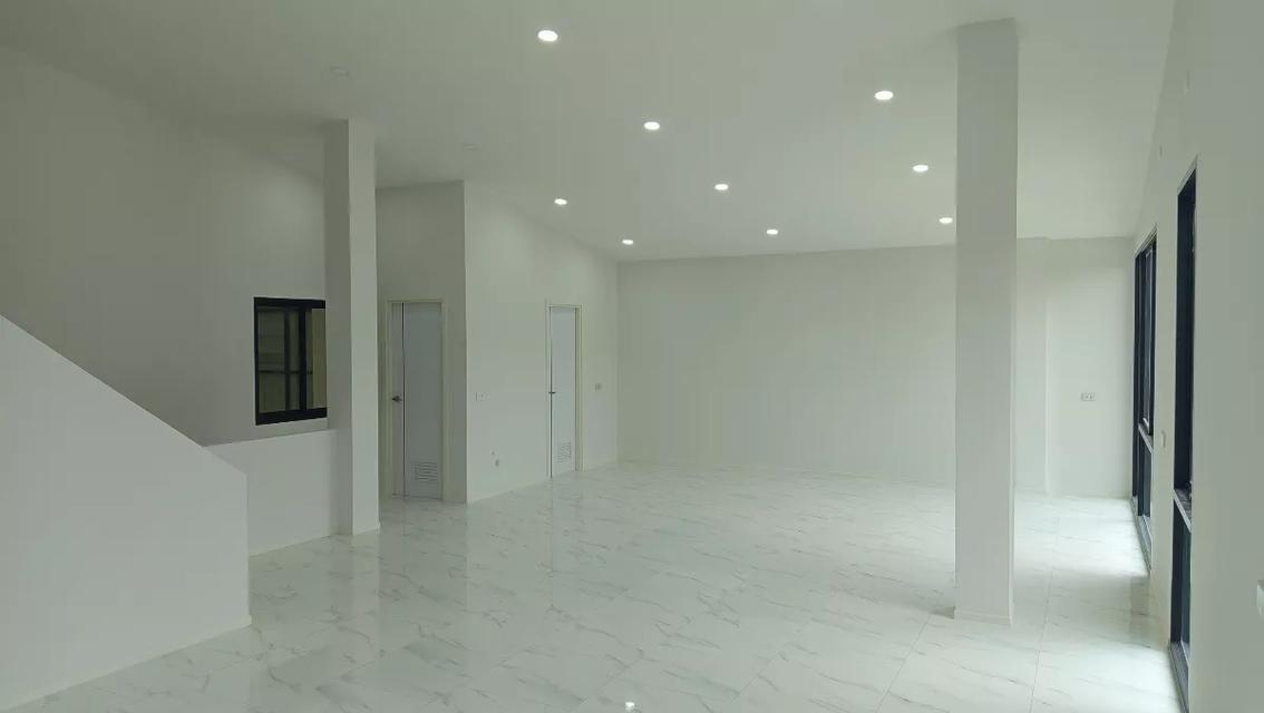 ขายโกดังพร้อมสำนักงาน 3 ชั้น ลำลูกกา ปทุมธานี BRE25399 9
