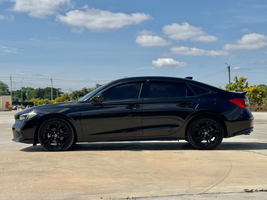 HONDA CIVIC FE Sedan 4dr  CVT FWD 1.5 TURBO RS  Y22. สีดำ 6