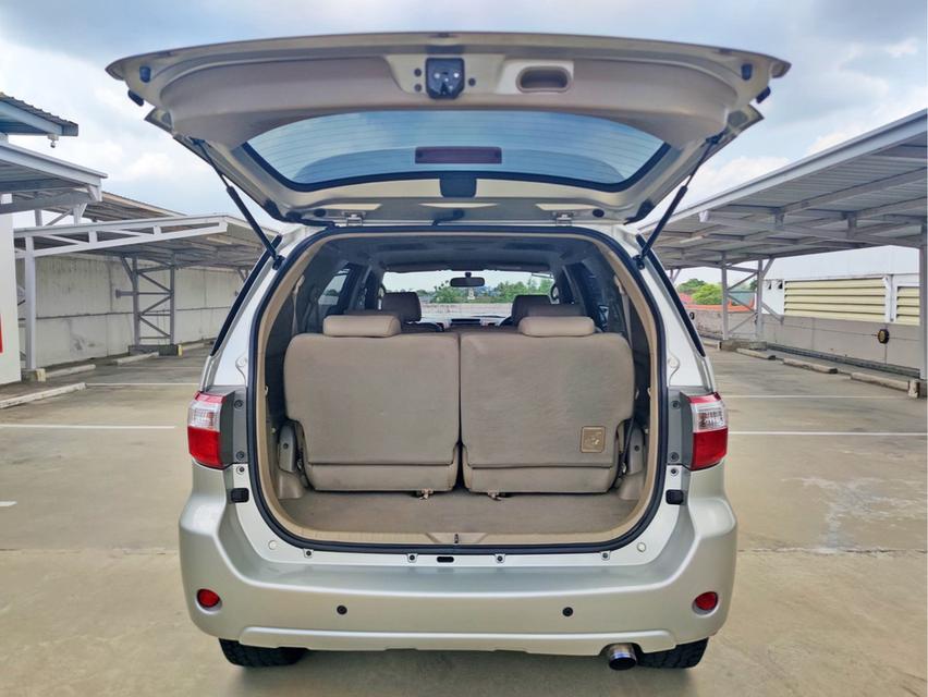 รหัสรถ CAT9702 2010 TOYOTA FORTUNER 2.7V ออโต้ ตัวท้อป สีบรอนซ์เทา เบนซิน 16