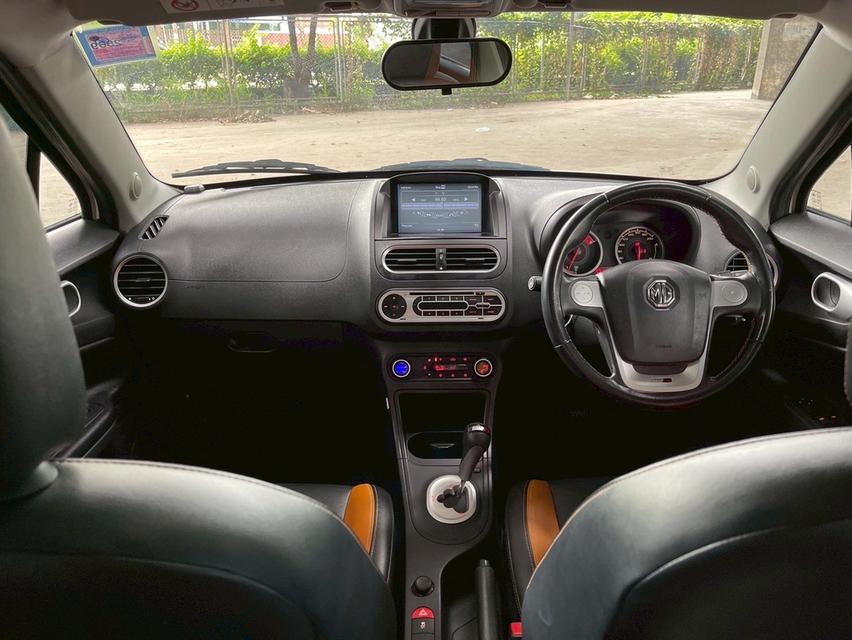 รหัสรถ WMT2658 MG3 Xross 1.5X Sunroof ปี 2016  6