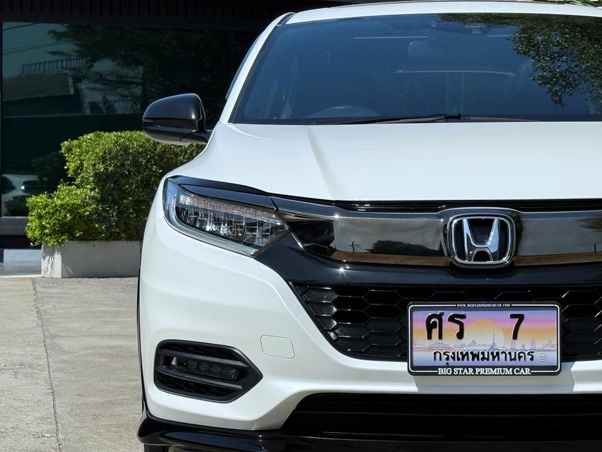 2019 HONDA HRV RS รุ่น TOP รถวิ่งน้อยเพียง 8X,XXX กม รถเข้าเช็คระยะที่ศูนย์ HONDA ตลอด รถไม่เคยมีอุบัติเหตุครับ 7