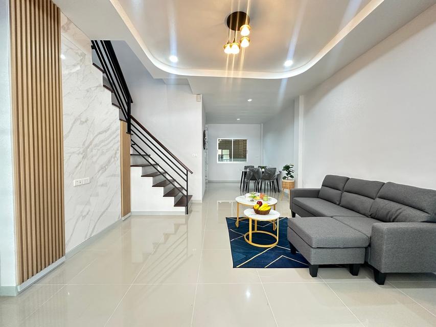 เต็มสิริพรีว่า ประชาสำราญ 3