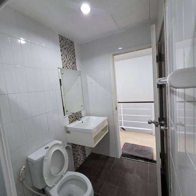 ‼️‼️ต้องกาขาย เดอะคอนเนค 22 รามอินทรา-มีนบุรี ✅️ขนาด21 ตร.ว.พื้นที่ใช้สอย 120 ตร.ม. ✅️3 ห้องนอน 2 ห้องน้ำ 2 ที่จอดรถ ✅️ติดถนนใหญ ใกล้ตลาดมีนบุรี ✅️ห้ 16