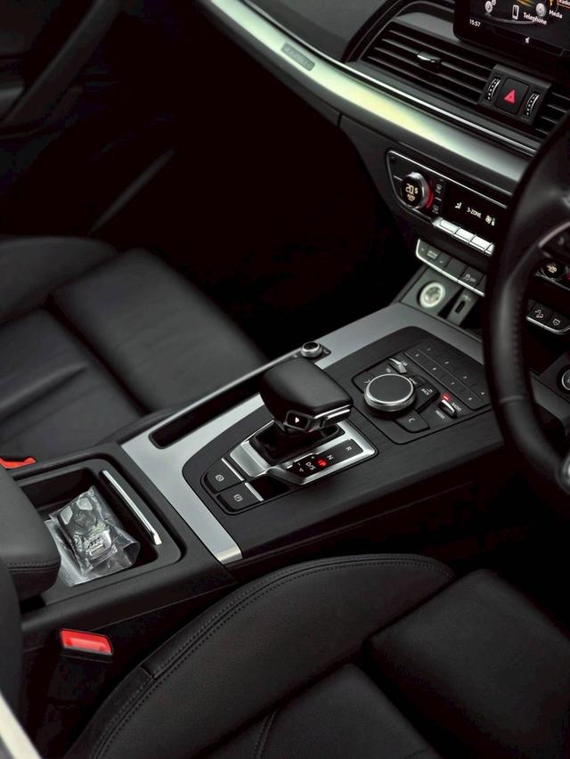 รหัสรถ PR2431 AUDI Q5 40 TDI Quattro (เครื่องดีเซล)ปี 2020 12
