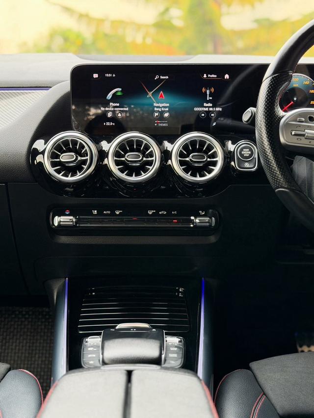 Benz GLA200 AMG Dynamic Top ปี 2021 เจ้าของเดียว ออฟชั่นแน่น รูปที่ 14