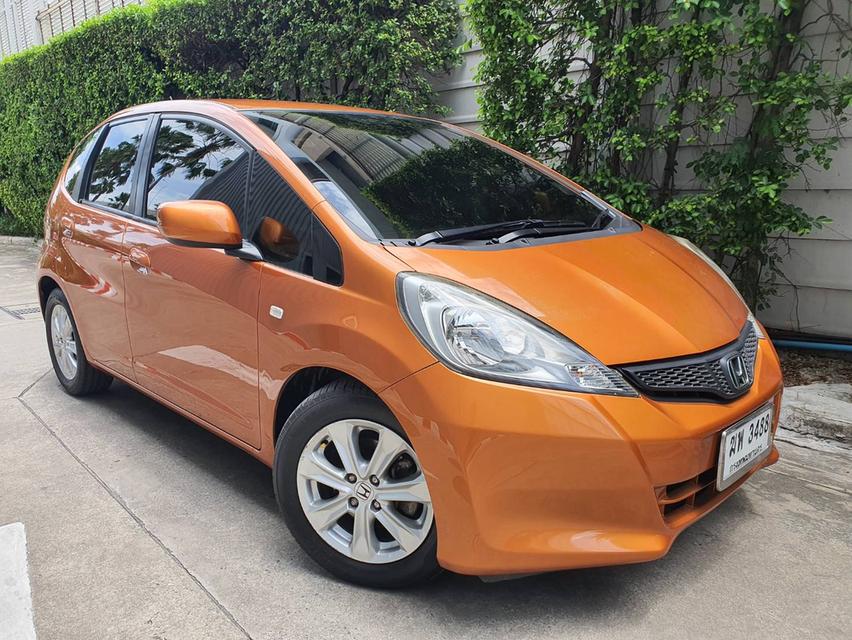 Honda Jazz 1.5V(AS) ปี 2012 สีส้ม รถมือ 1 วิ่งน้อย