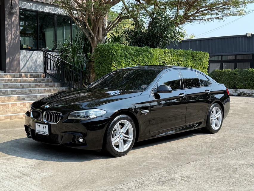 2016 BMW 520D MSPORT F10 LCI รถมือเดียวออกป้ายแดง รถวิ่งน้อย เข้าศูนย์ทุกระยะ ไม่เคยมีอุบัติเหตุครับ 4