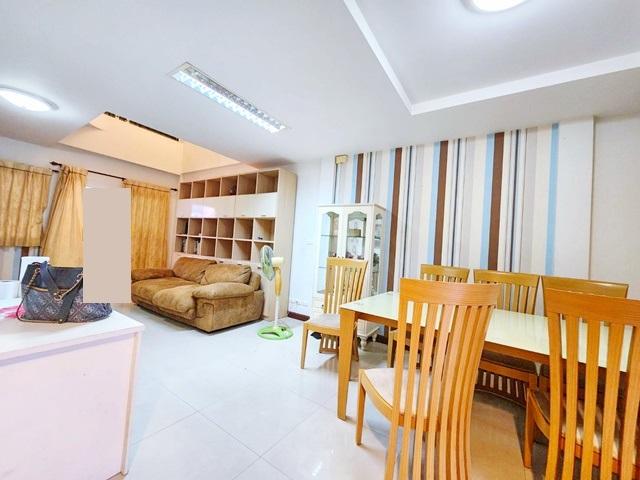 307ตรม.คฤหาสน์แนวตั้ง ให้เช่าทาวน์โฮมหรู 3 ชั้น ใกล้ ม.ธุรกิจบัณฑิตย์ 799ม. ทำเลสามัคคี-ประชาชื่น 27ตรว.4นอน3น้ำ พร้อมเฟ 3