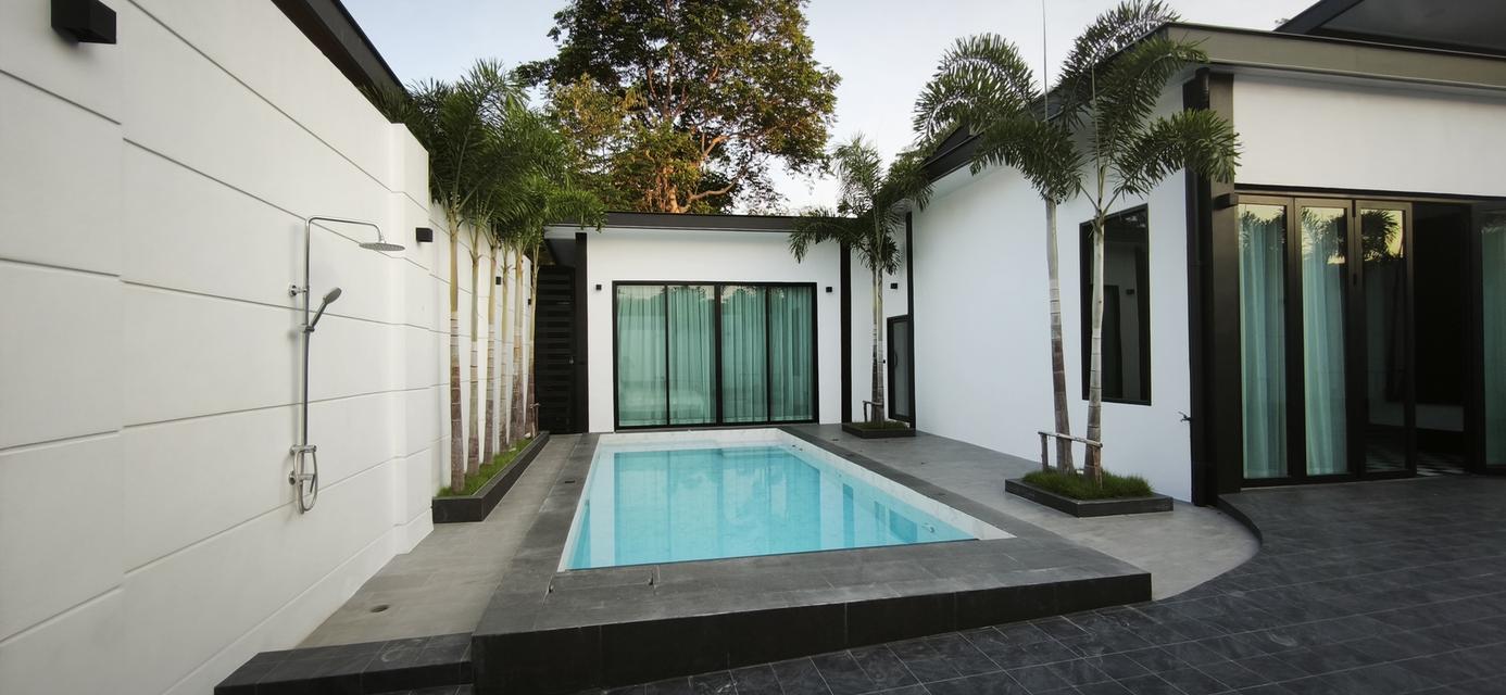 Luxury Pool villa for sale Pattya 4