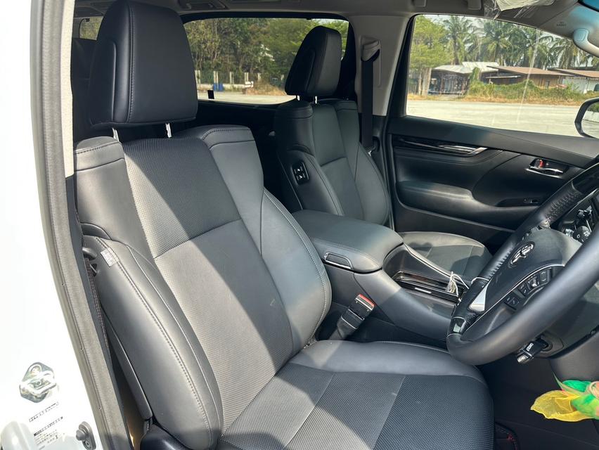 Toyota Alphard 2.5 SC Package ปี2023 8