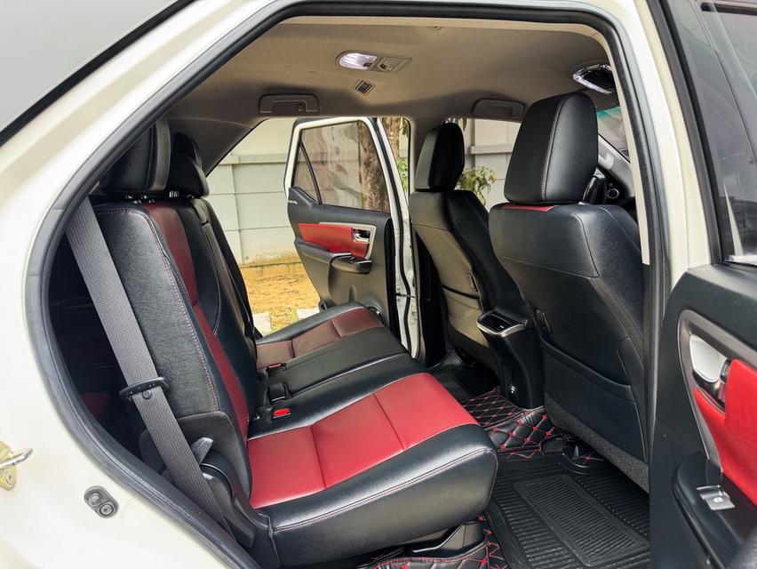 รหัสรถ AVA388 🏂 TOYOTA FORTUNER 2.8 TRD SPORTIVO II BLACK TOP   ปี2019 เจ้าของเดียว  14