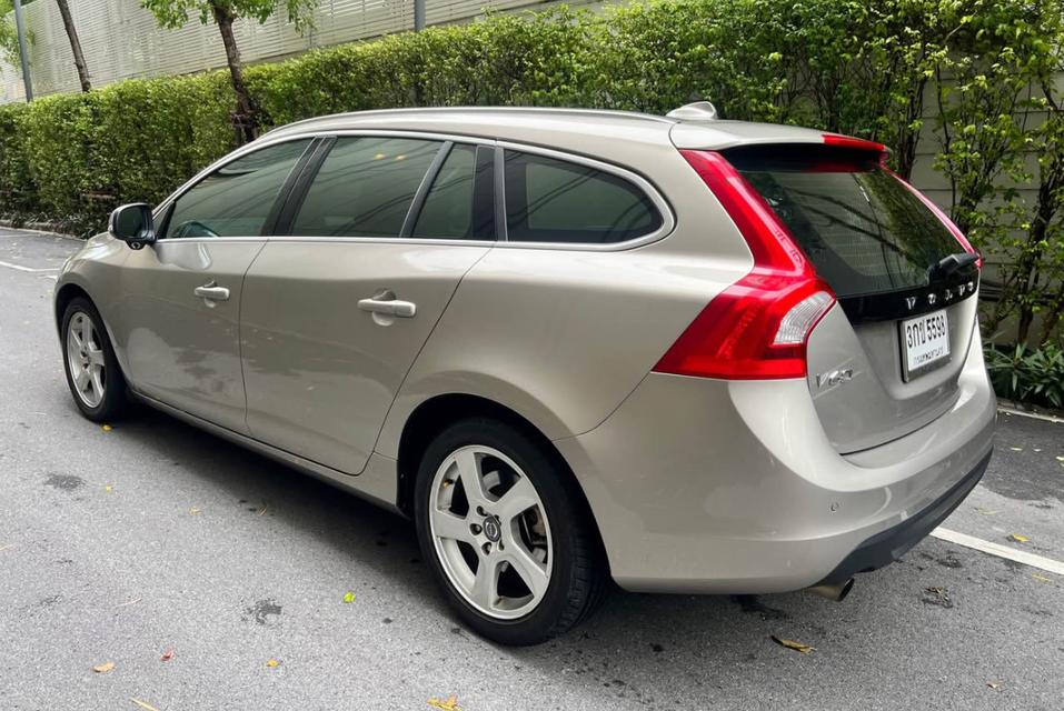 Volvo V60 มือสอง 3