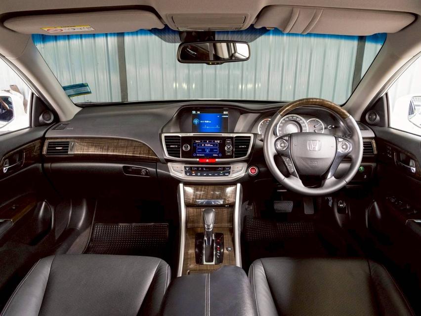 HONDA ACCORD 2.0EL ปีจด 2014 ประกันเครื่องเกียร์3ปี / 30,000 km.✨️ 13