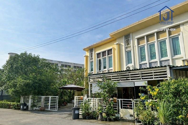 ขายทาวน์โฮม 2 ชั้น หมู่บ้านโกลเด้น ทาวน์ เกษตร-ลาดปลาเค้า ซอยลาดปลาเค้า 72 หลังมุม ใกล้รถไฟฟ้าสายสีชมพู 2