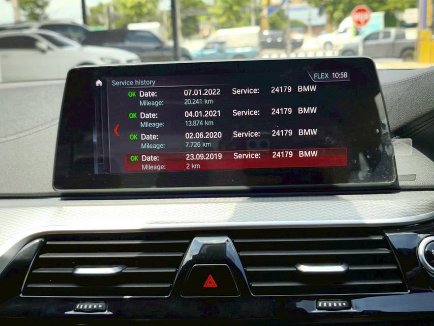 BMW 530e 2.0 M SPORT 2019 สีดำ  12