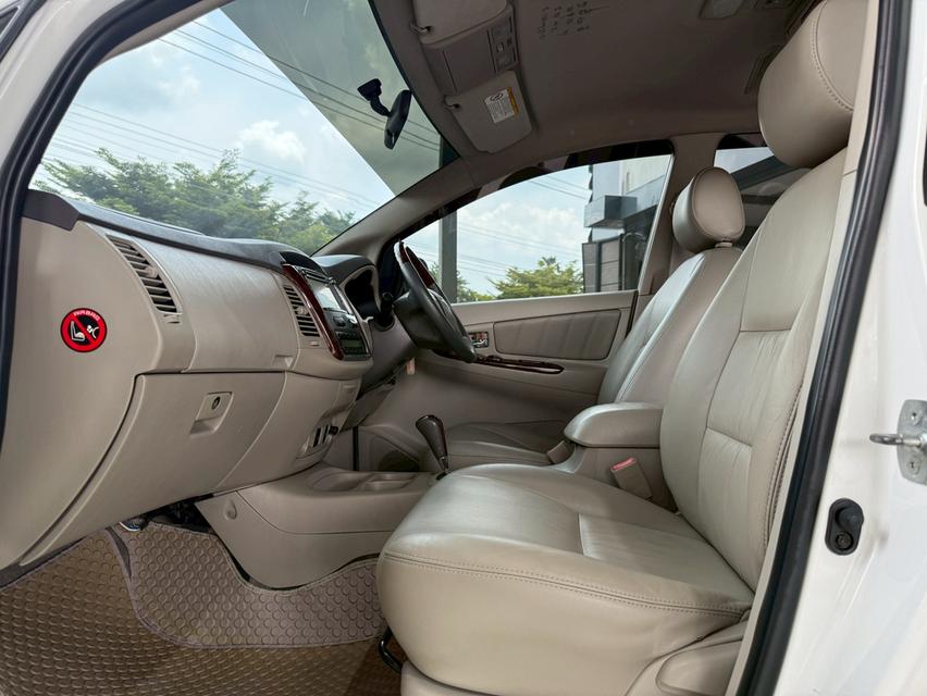 2011 TOYOTA INNOVA 2.0V 8