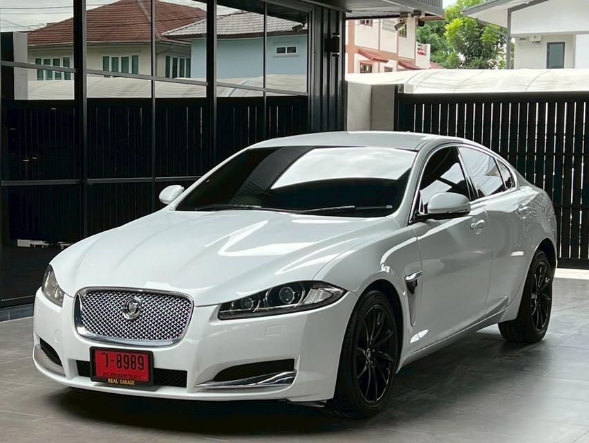 Jaguar XF 2.2 Sedan