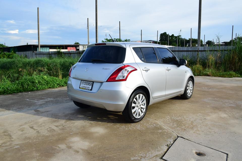 ขายพร้อมทะเบียนสวยๆ 155000 บาท SUZUKI SWIFT 1.2 ตัวท็อปสุด ออโต้ กุญแจคีเรท ภายในสวยกิ๊ฟ ขับสนุก ยางดันล็อป CD ABS AIRBAG โทร0957401229 ไลน์ UTBP รูปที่ 12