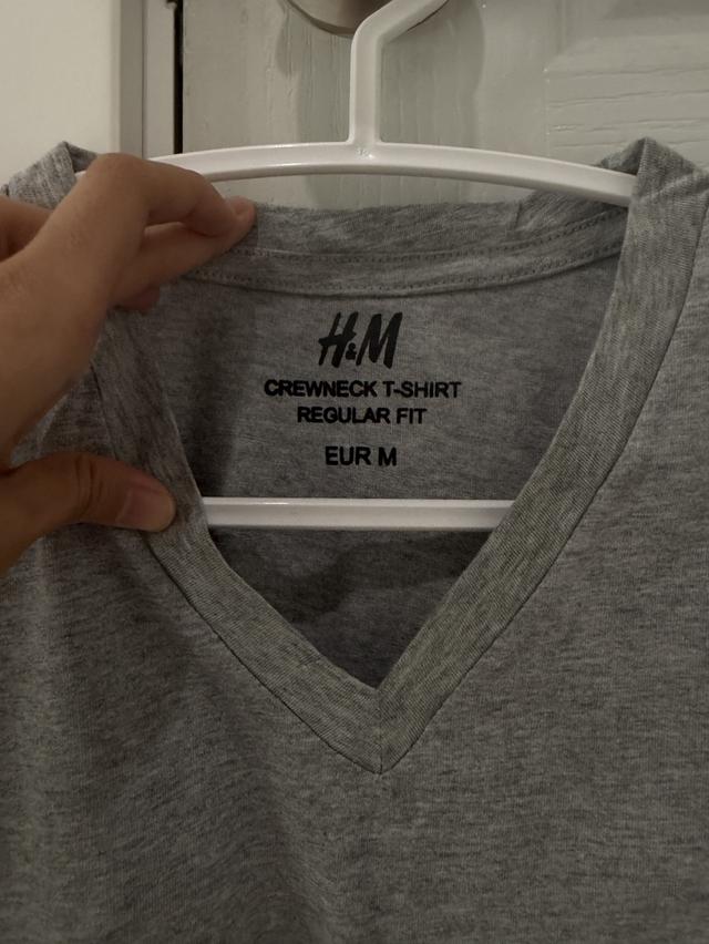 เสื้อยืด H&M 6