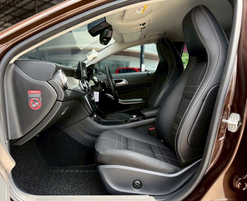 ปี 2014 BENZ GLA-CLASS, 200 10