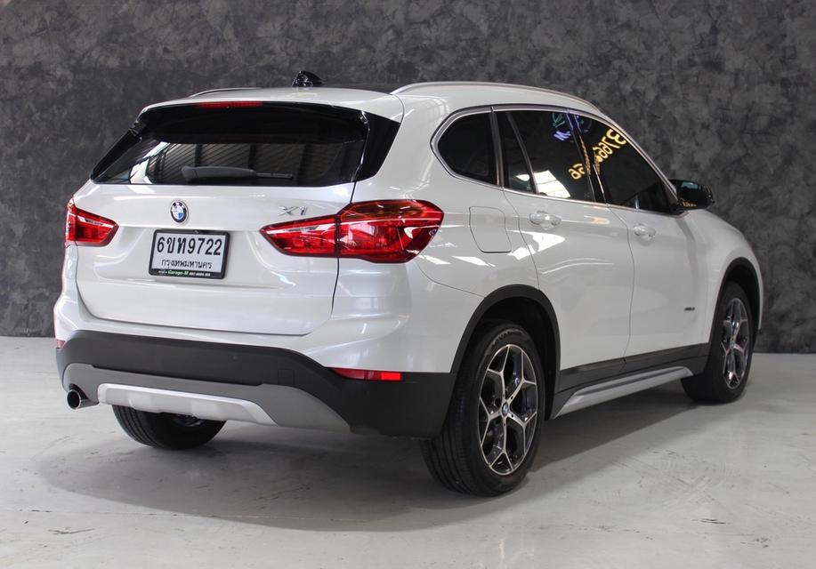 รหัสรถ JRS9722 BMW X1  S-Drive 1.8 i X-Line ( F48 ) ปี : 2018 7