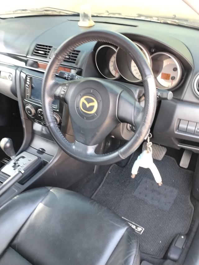 รถยนต์ Mazda 3 รุ่น 5ประตู ปี 2008 รถ 2มือ ไมล์186,000 ขับดีมาก ไม่ต้องทำอะไรเลย แค่สีภายนอกไม่ค่อยสวย มาทดลองขับได้ ราคา 83,000 บาท095-5496225 6