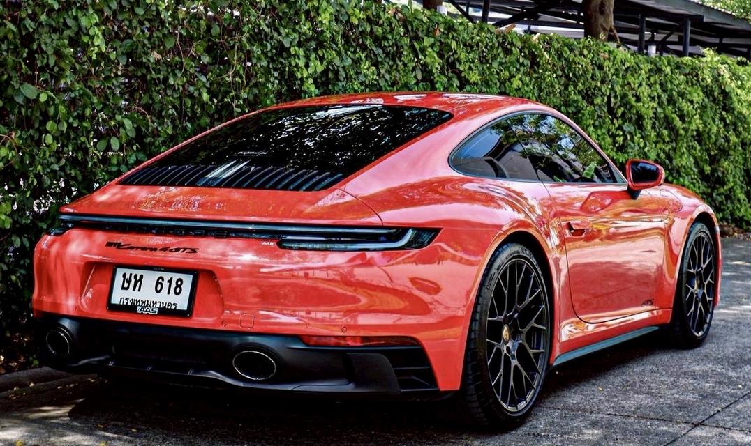 Porsche 911 Carrera 4 GTS (AAS) รูปที่ 2