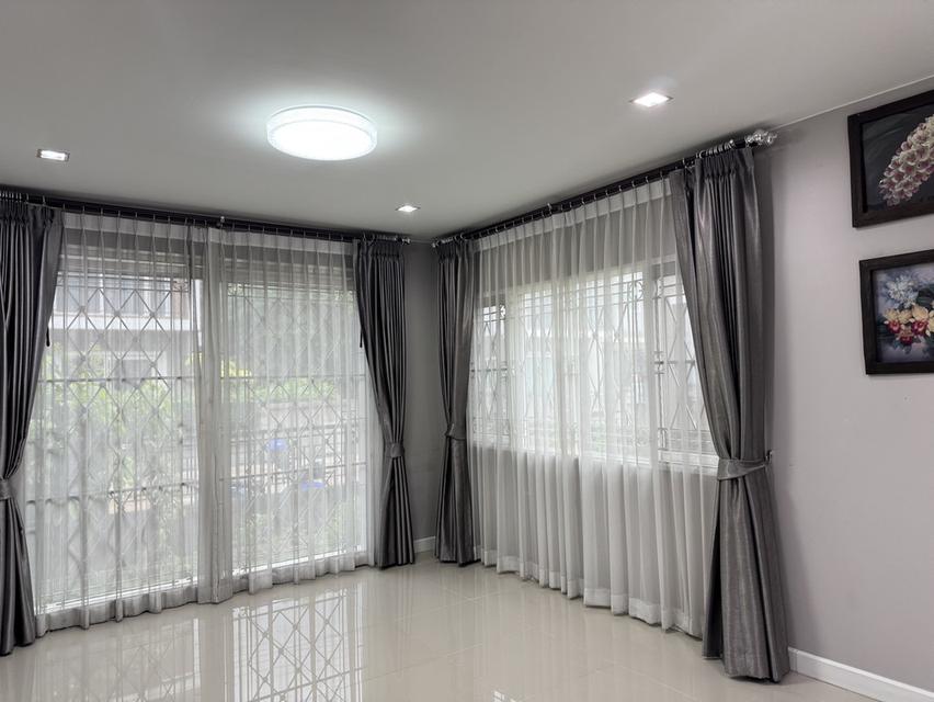 บ้านแฝดให้เช่า 3 นอน 3 น้ำ โครงการโกลเด้น นีโอ 12