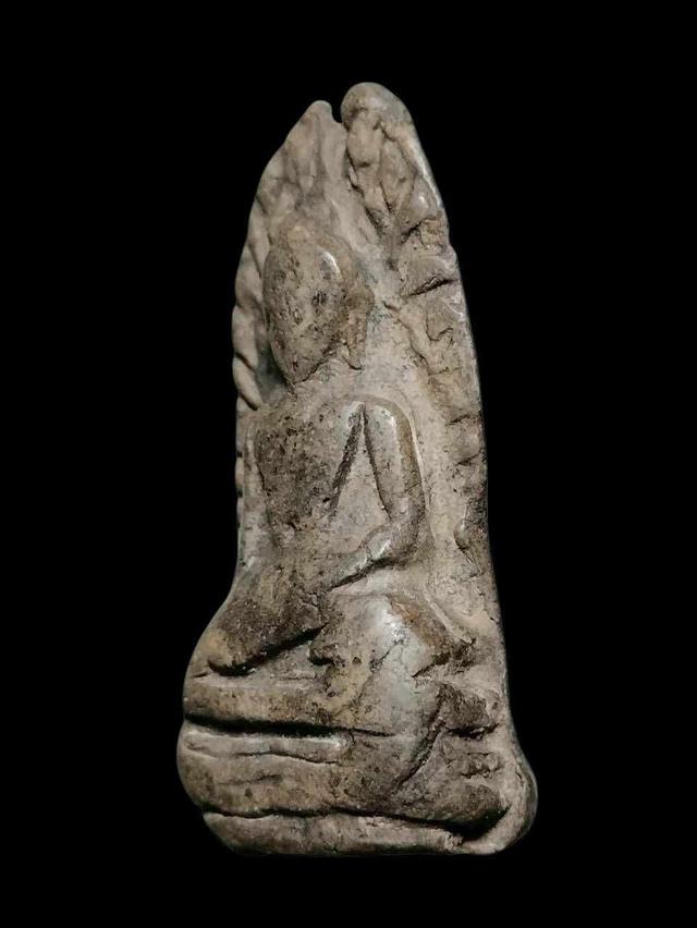 พระรอด 3