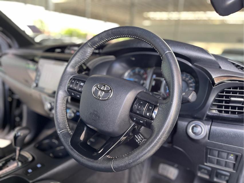 Toyota Revo 2.4Prerunner Rocco 2wd 2020  9