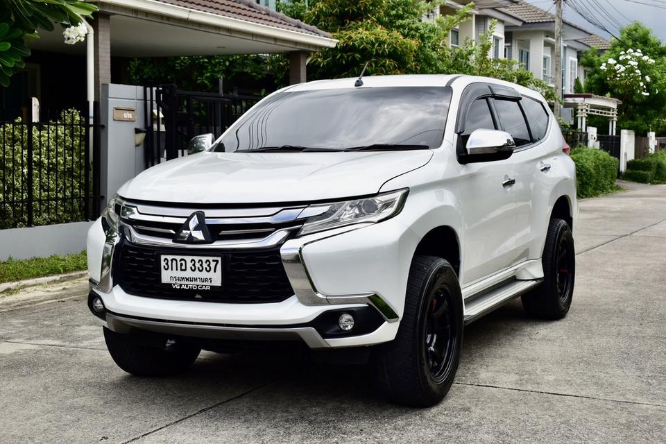 Mitsubishi pajero 2.4 GLS auto