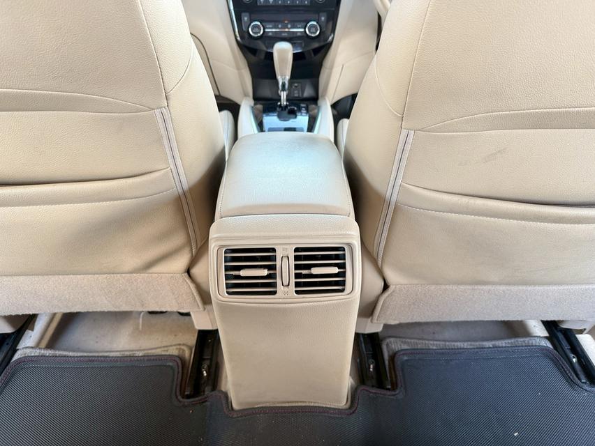 ขายรถ nissan X-Trail 2.0 HYBRID ปี 2017 สีขาว เกียร์ออโต้ 15