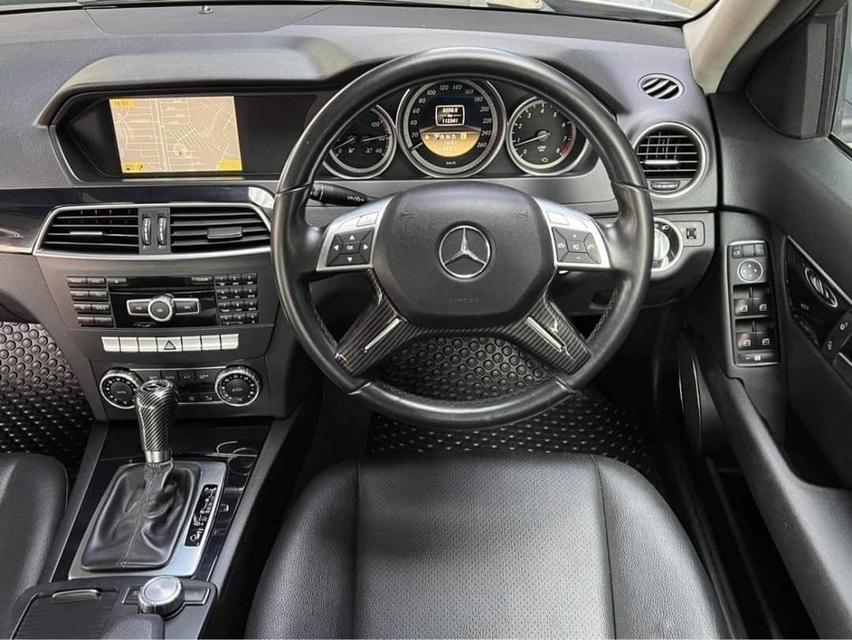 Mercedes-Benz C200 CGI 1.8 W204 Elegance Sedan 6