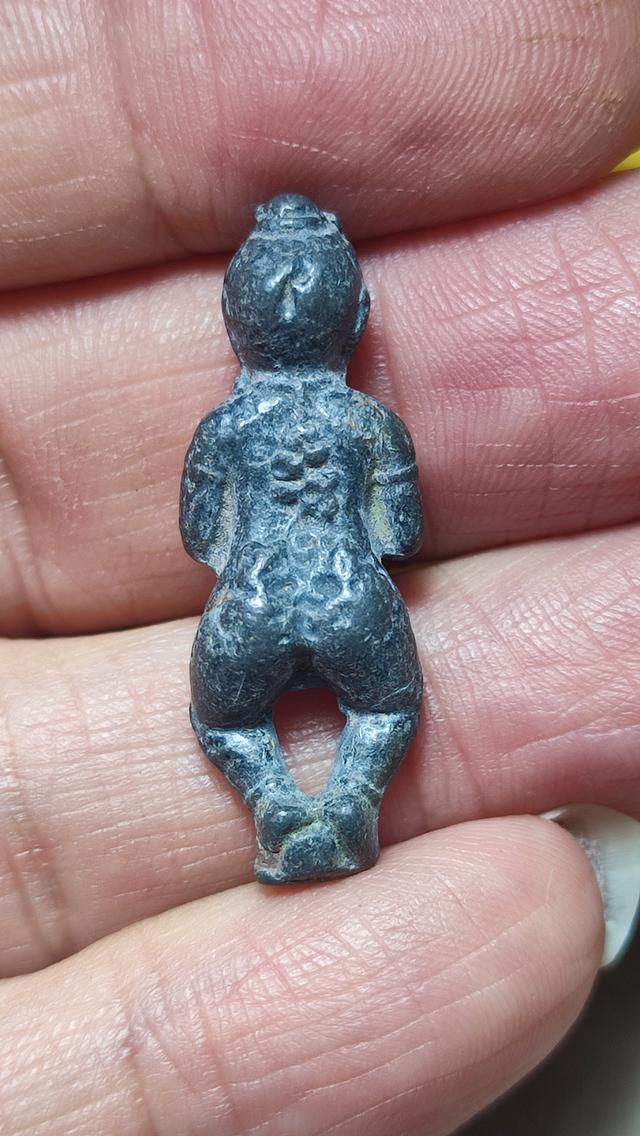 พระเครื่องเนื้อเก่า พระบ้าน 2