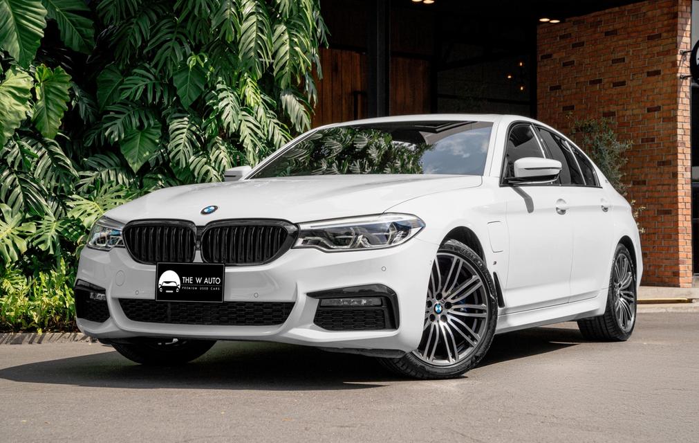 BMW 530e M Sport Plug-in Hybrid รุ่น G30 ปี 2019⏱วิ่งน้อย 27,xxx km. หาของขวัญปีใหม่ต้องคันนี้!🎁 2