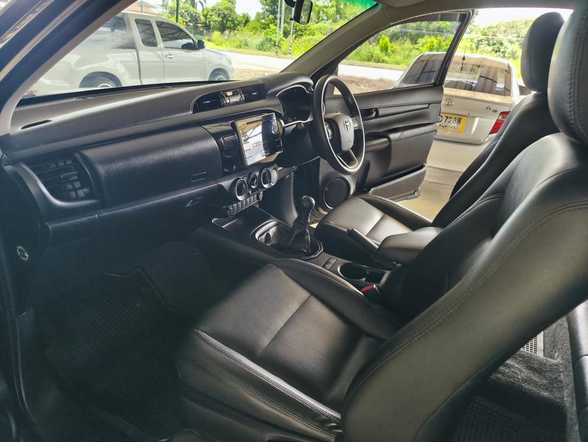 Toyota Revo 2.4j plus 2017 10