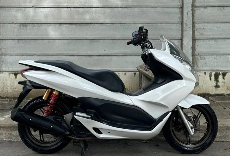 ขายรถ Honda PCX สีขาว 1