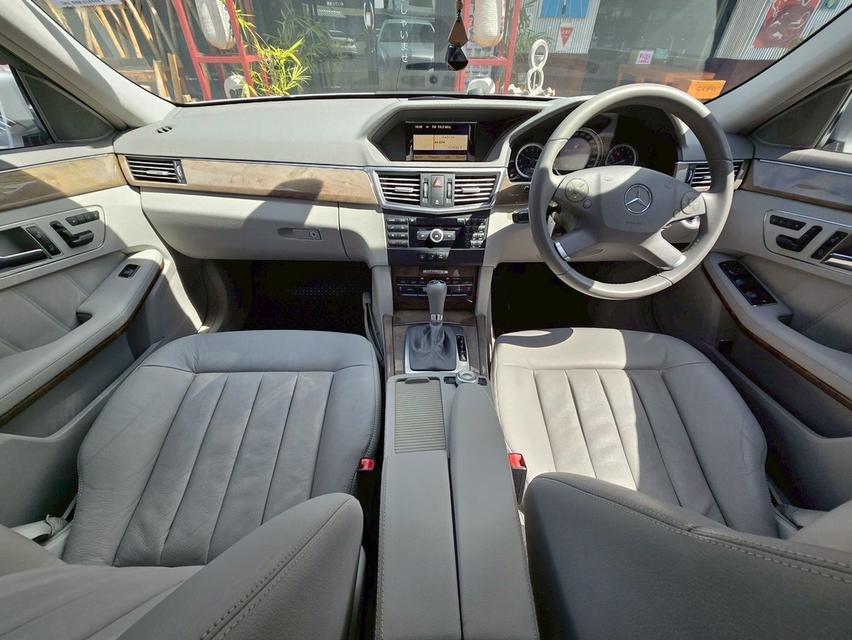 รหัสรถ TPV7415 🎊 Mercedes Benz E200 Elegance CGI BlueEFFICIENCY 🎊 2010 9