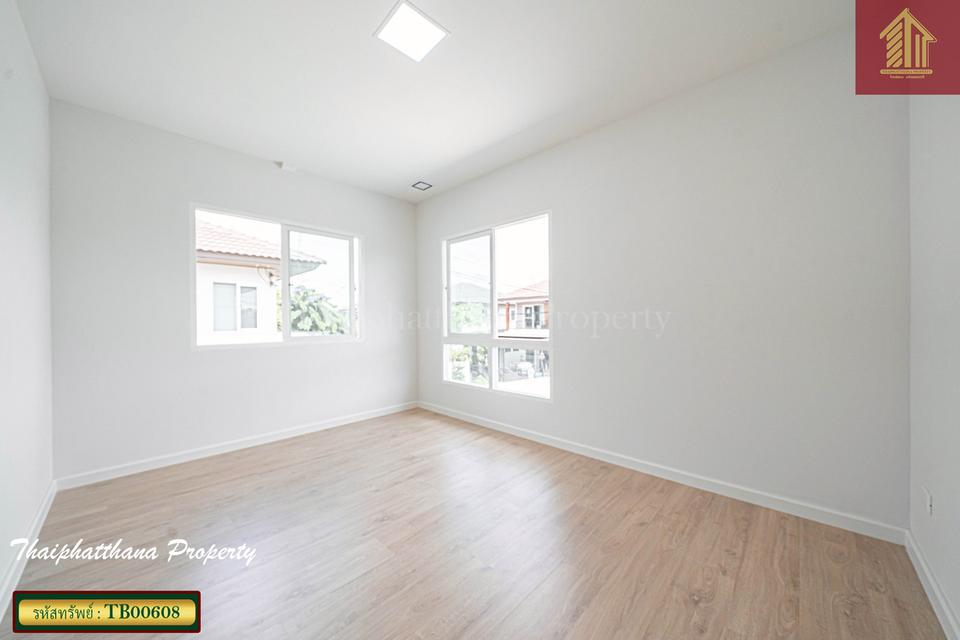 มัณฑนา เลค วัชรพล สุขาภิบาล 5 9