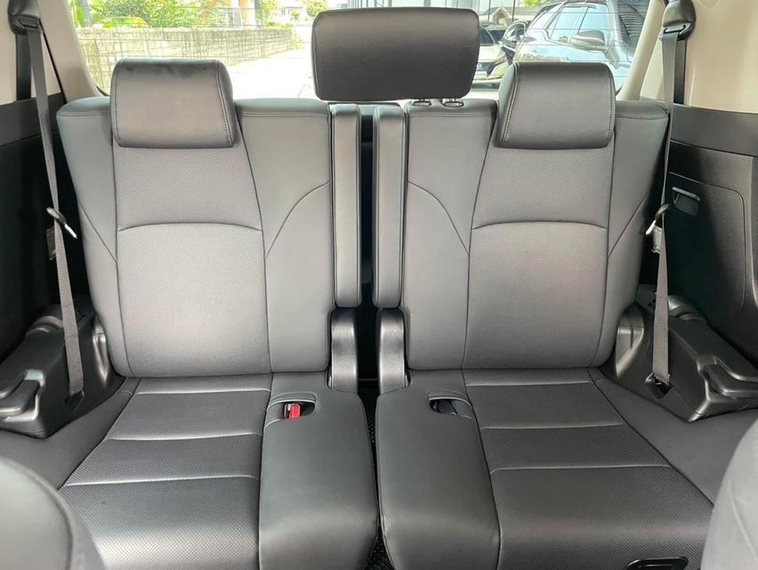 ปี 2021 TOYOTA ALPHARD,2.5 SC Package รถสวยสภาพป้ายแดง 11