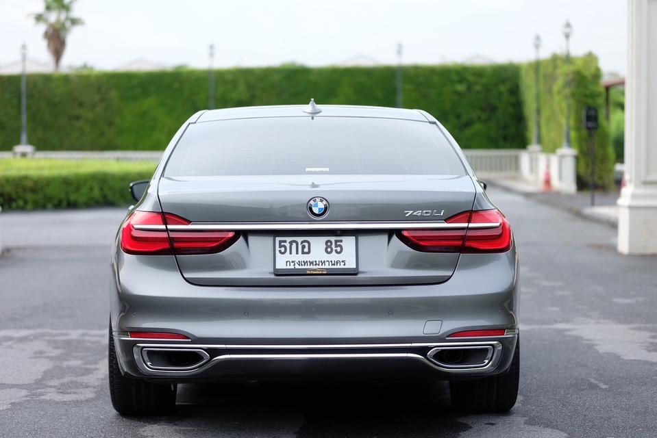 รหัสรถ TNS85 BMW 740Li Pure Excellence ( G12 ) ปี 2016  3