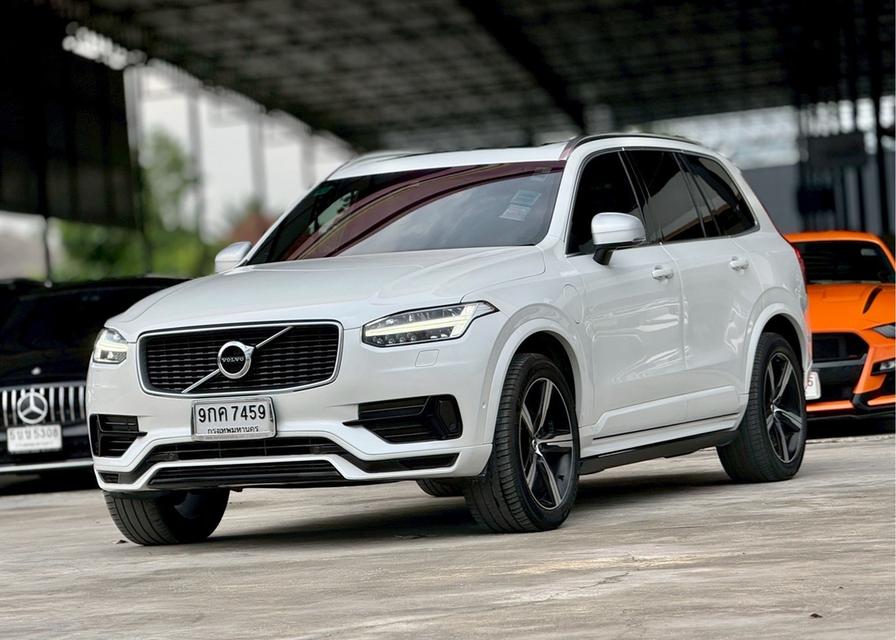 รหัสรถ WRT7459 2019 VOLVO XC90, 2.0 T8 Plug-in HybridR-DESIGN โฉม ปี14-ปัจจุบัน สีขาว