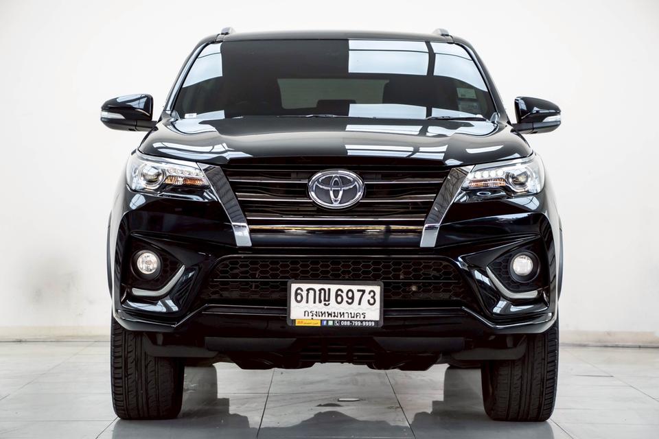 🖤 หล่อดุ ตัวท็อปสายลุย! TOYOTA FORTUNER 2.8 TRD Sportivo 4WD ปี 2016 🖤 รูปที่ 2